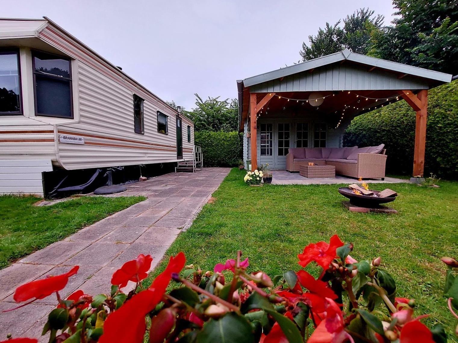 Familychalet De Schaapskooi, 6-Persons, Big Private Garden, Dogs Aloud Westergeest Eksteriør billede